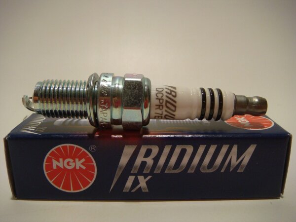 NGK Iridium-Z&uuml;ndkerze 6046 f&uuml;r alle Rohrrahmen-Modelle